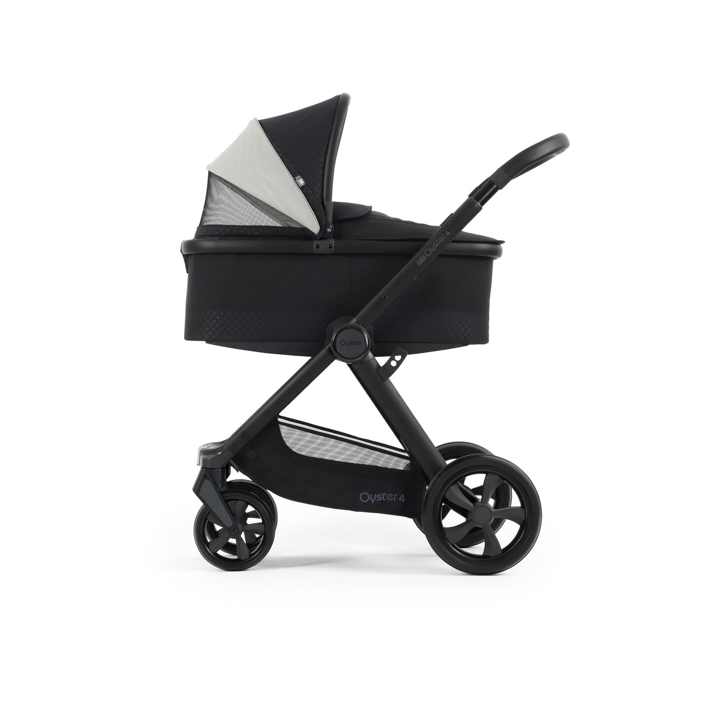 Babystyle Oyster 4 Luxury Bundle - Raven