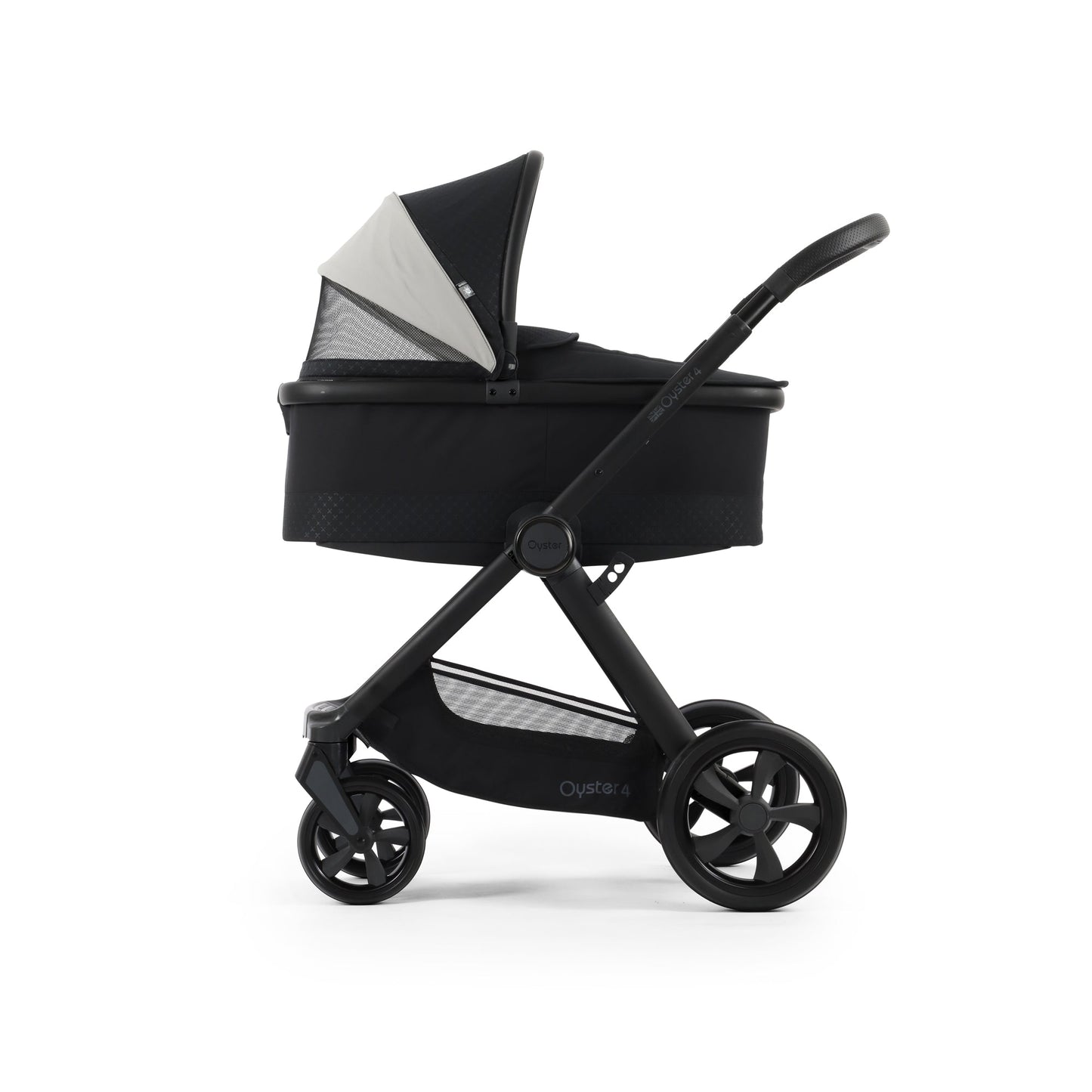 Babystyle Oyster 4 Luxury Bundle - Raven