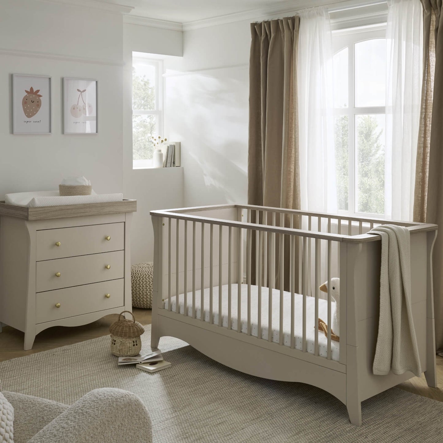 CuddleCo Clara 2pc Set 3 Drawer Dresser & Cot Bed - Cashmere/Ash
