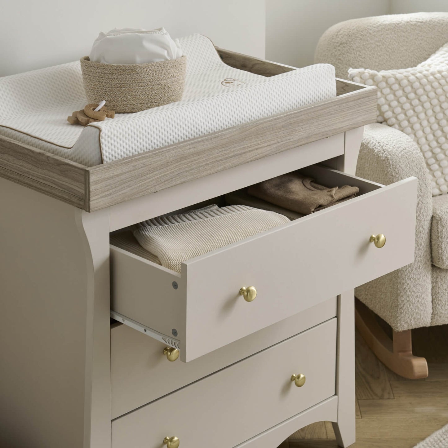 CuddleCo Clara 2pc Set 3 Drawer Dresser & Cot Bed - Cashmere/Ash