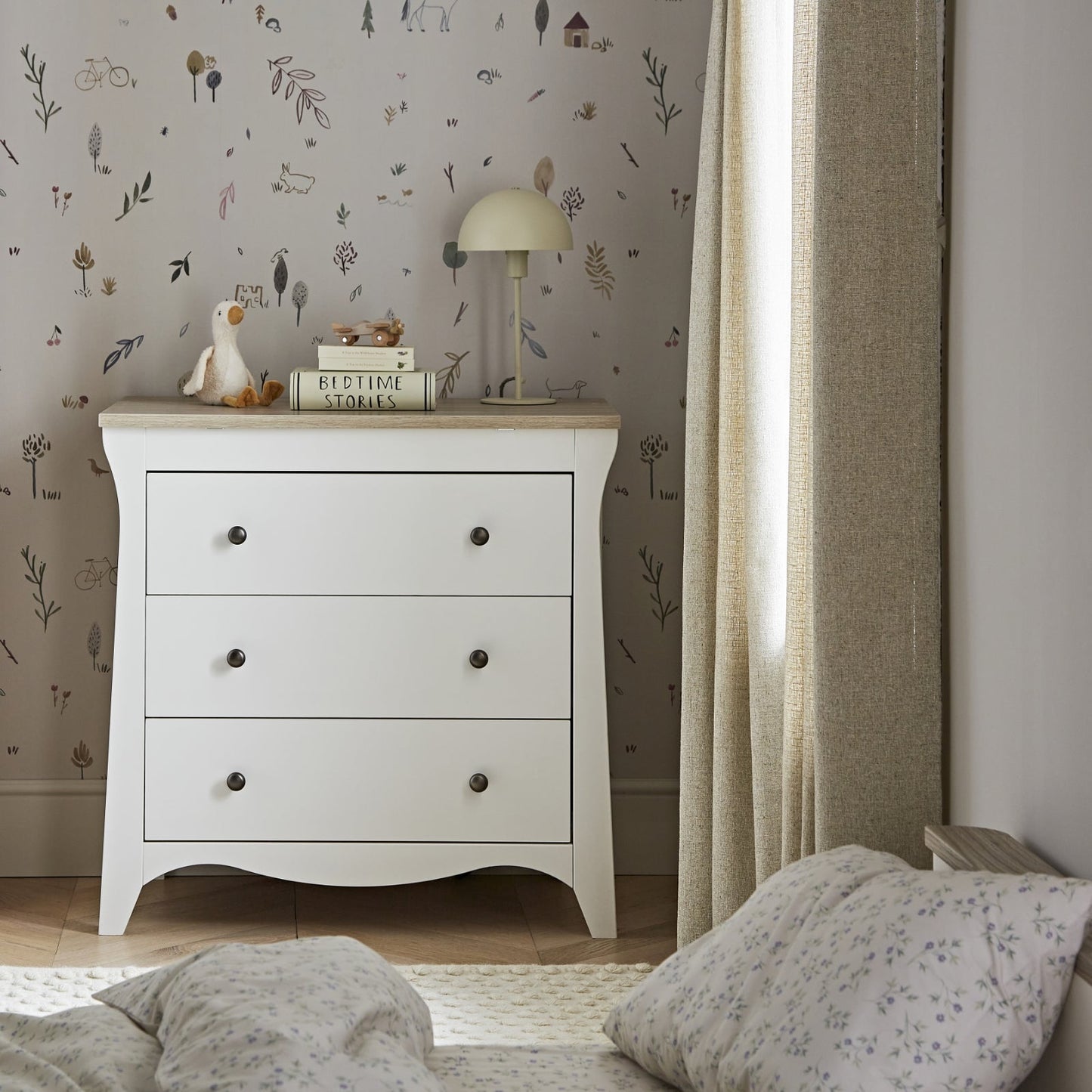 CuddleCo Clara 2pc Set 3 Drawer Dresser & Cot Bed - White/Ash